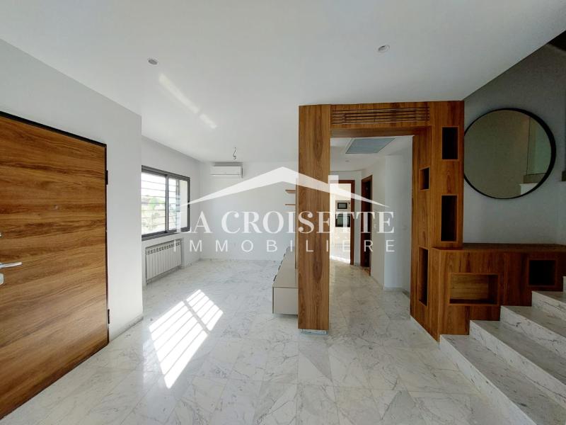 Triplex S+3 avec jardin à La Marsa